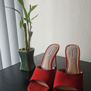 Steve Madden Vibrant Red Slide Heels